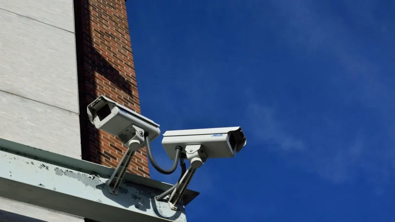 Innowacyjny monitoring Hikvision dla lepszej ochrony