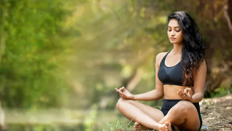 Sztuka Uważności: Jak Mindfulness Zmienia Codzienne Życie